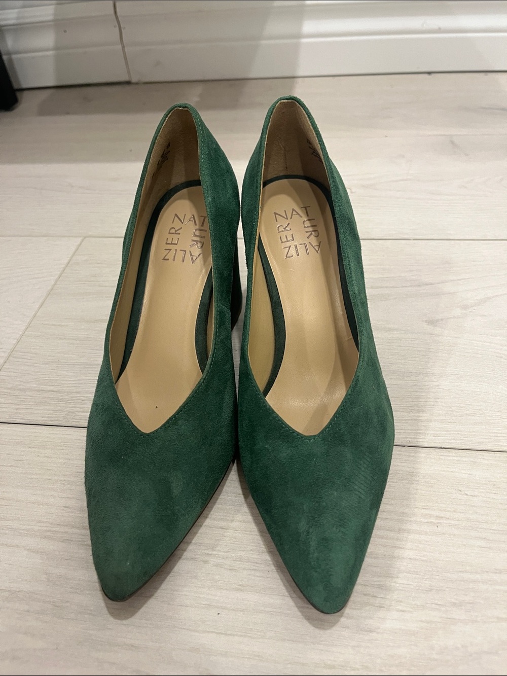 Naturalizer Emerald Green Suede Pointed-Toe Heels